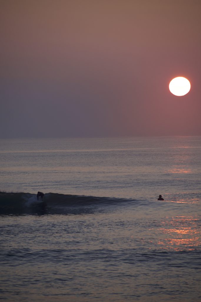 sunrise surfing miyazaki great experience photographer martina froehlich